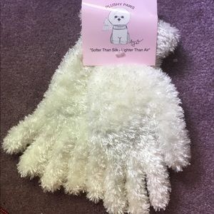Plush paw gloves light fluffy white warm new